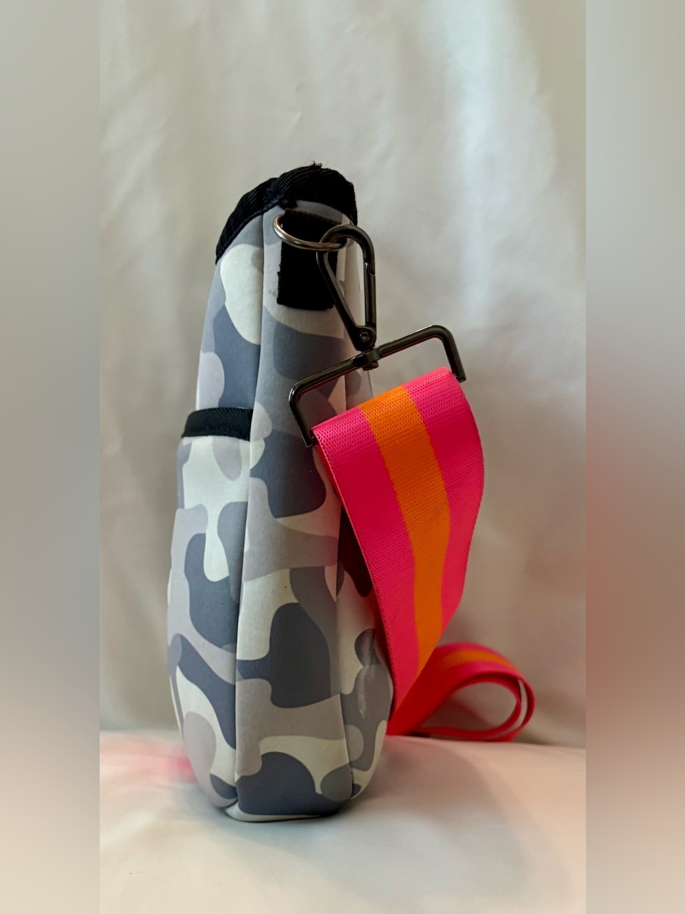Haute Shore Jeri Rise | Mini Camo Neoprene Crossbody - Picture 4 of 9